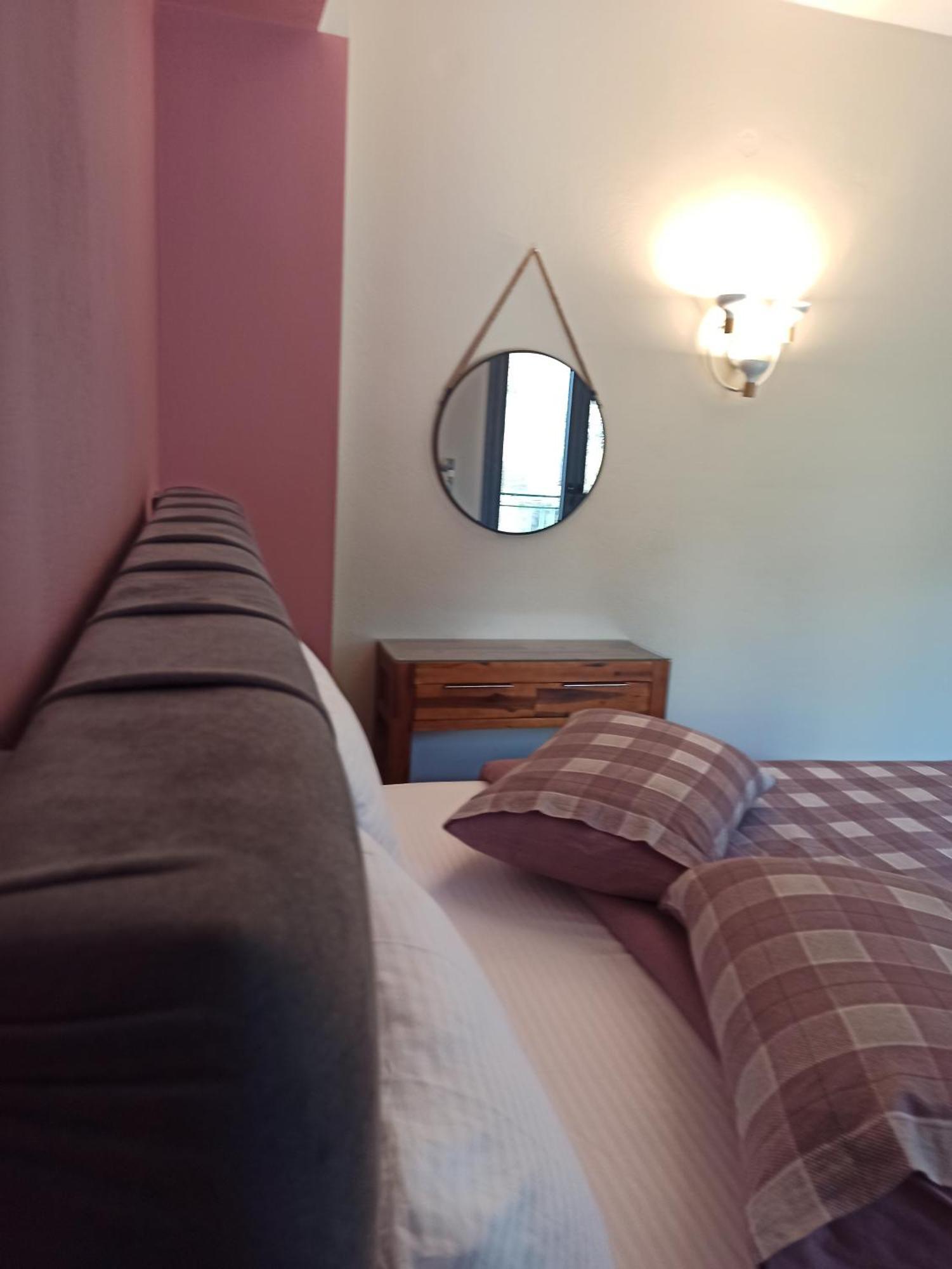 Villa Elatos Boutique Mountainhouse Karpenísion Esterno foto